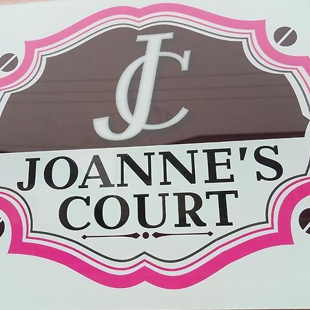 Joanne'S Court Hotell Lagos Exteriör bild